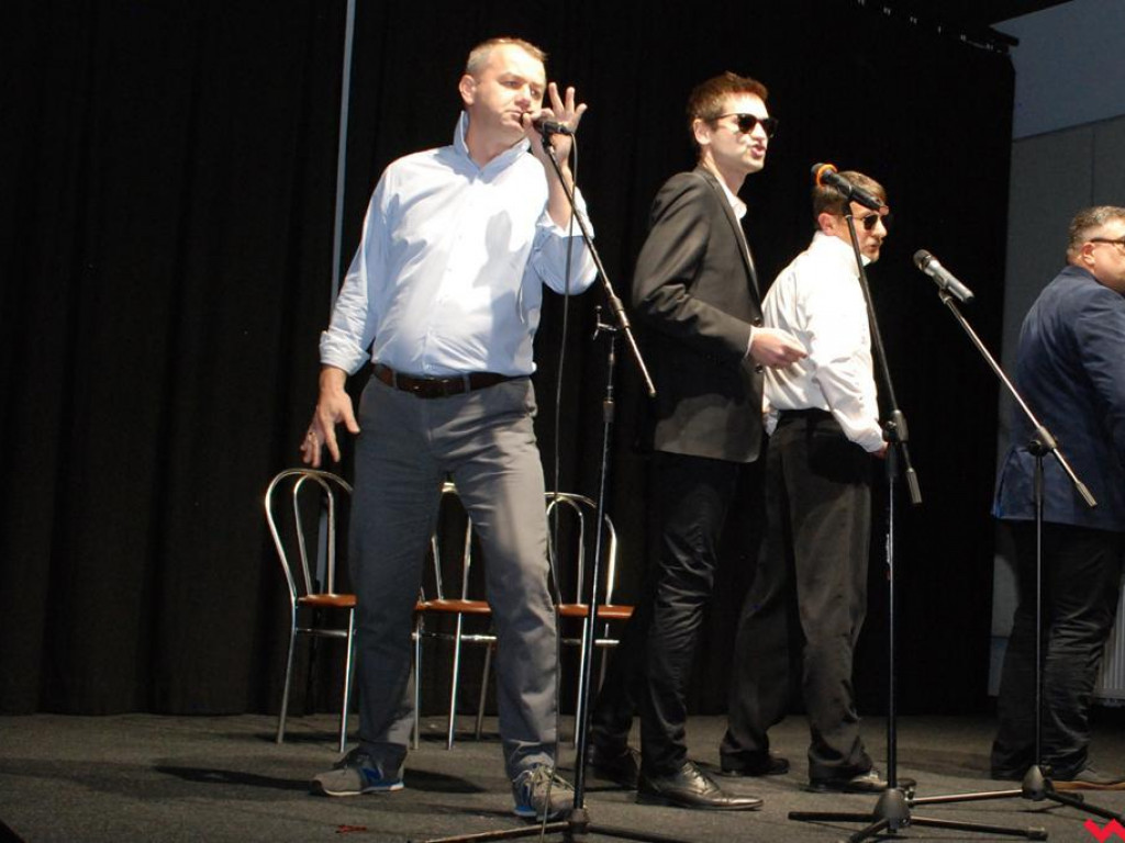 Wyszli na scenę i zrobili charytatywne show „Gramy dla Julki”