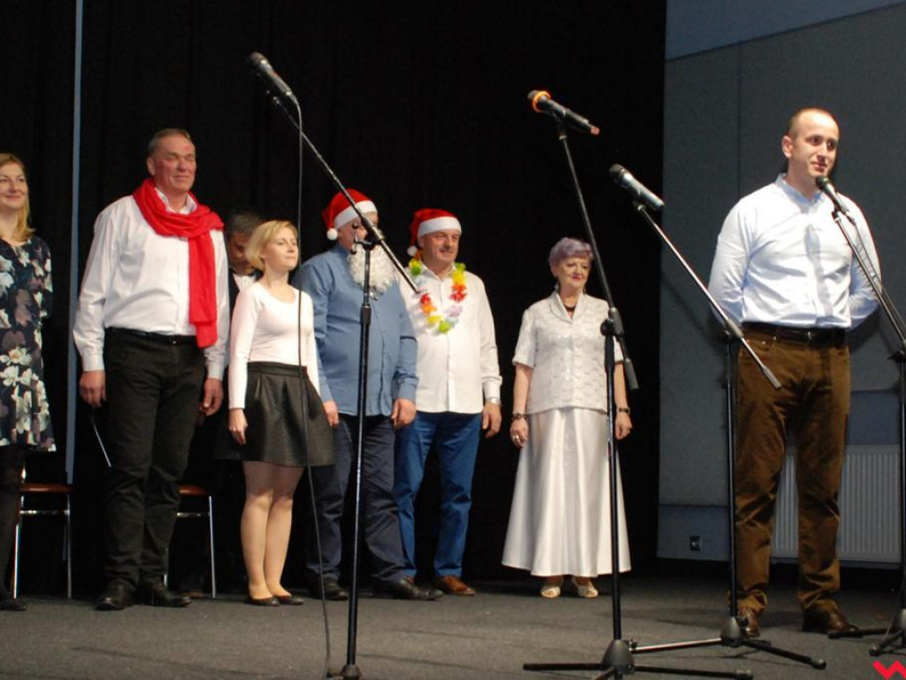 Wyszli na scenę i zrobili charytatywne show „Gramy dla Julki”