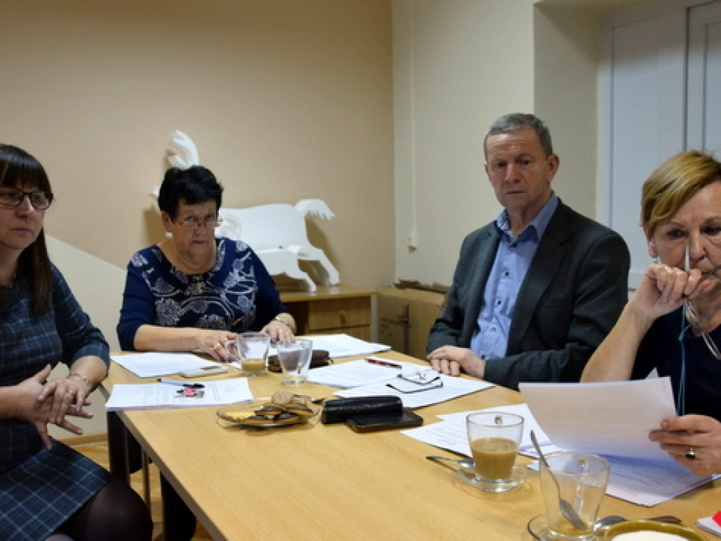 Podwyżki wynagrodzenia wójta i diet radnych w Kołaczkowie