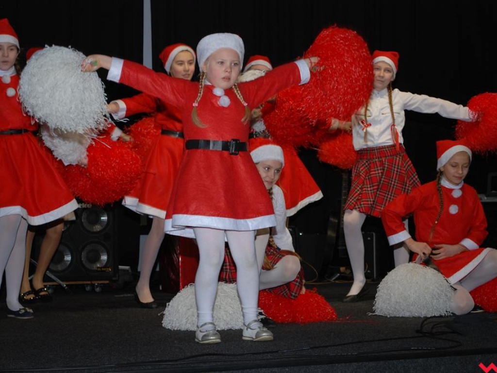 Chór Camerata w koncercie „Z kolędą i nie tylko” w Pyzdrach