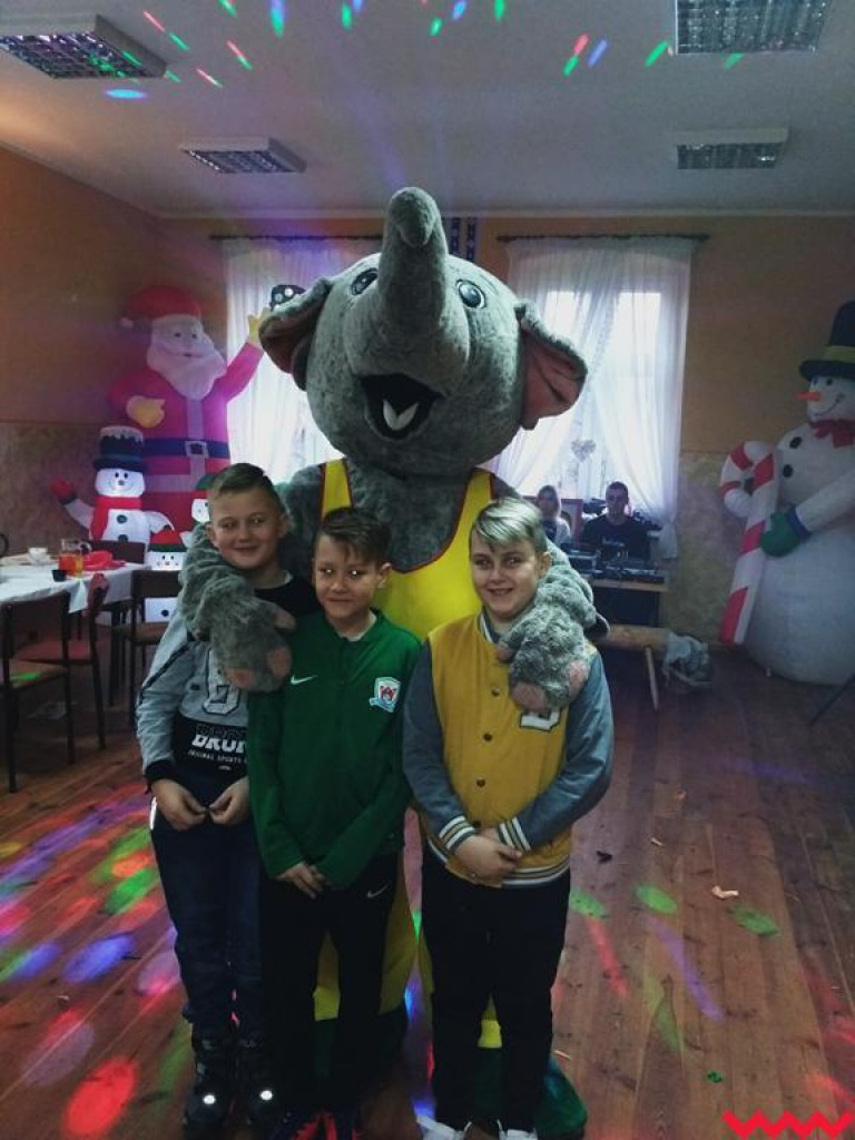 Świąteczne spotkanie dla dzieci w Ratajach