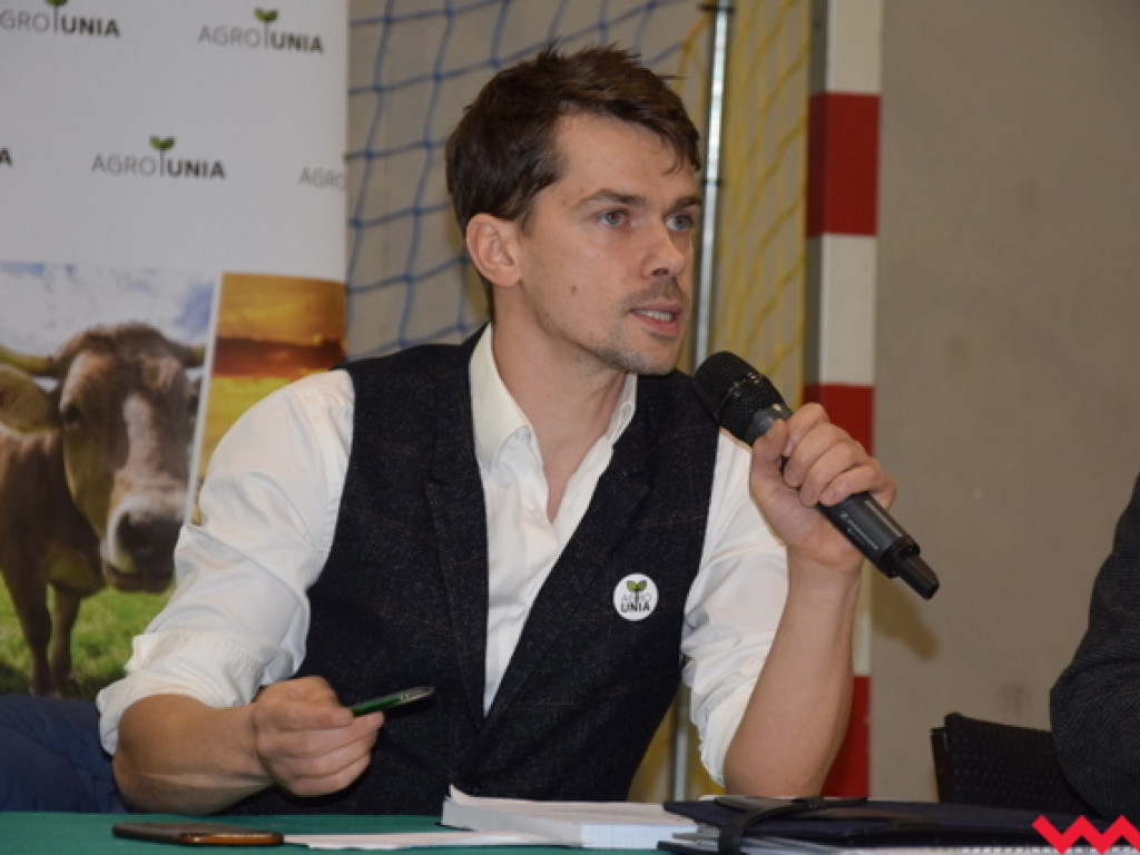 Charyzmatyczny lider AgroUnii podbija serca rolników. Rosną szeregi nowego związku