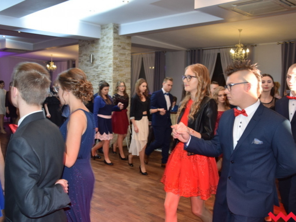 Początek karnawału i ostatni bal Gimnazjum w Kołaczkowie