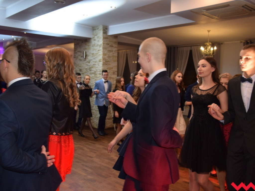 Początek karnawału i ostatni bal Gimnazjum w Kołaczkowie