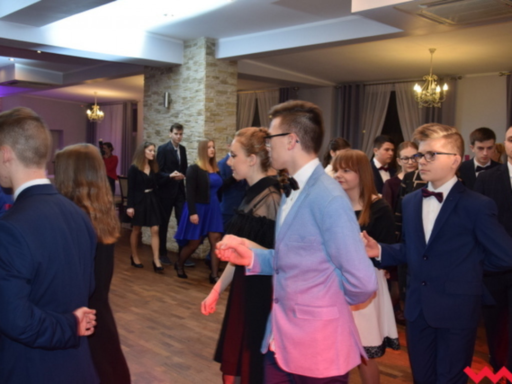 Początek karnawału i ostatni bal Gimnazjum w Kołaczkowie