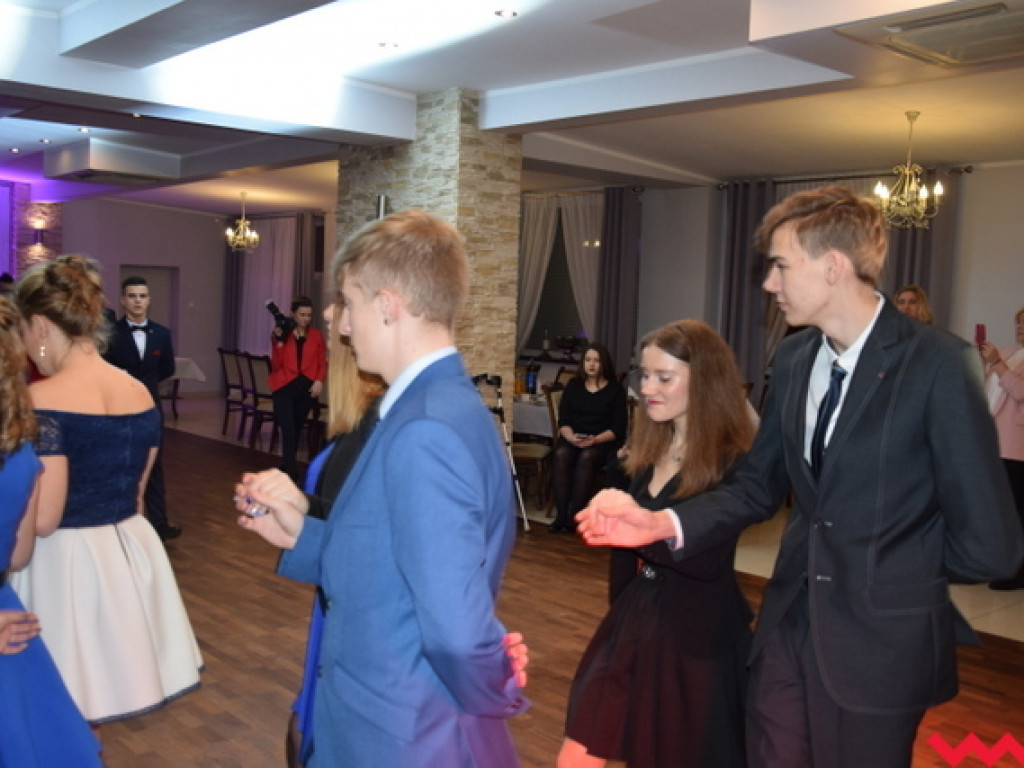 Początek karnawału i ostatni bal Gimnazjum w Kołaczkowie