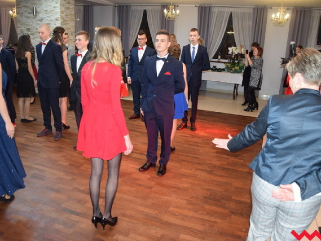 Początek karnawału i ostatni bal Gimnazjum w Kołaczkowie