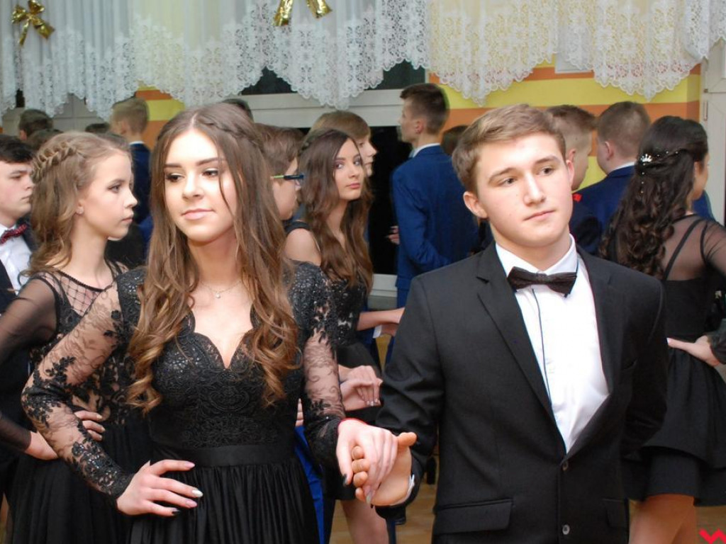 Bal gimnazjum i szkoły podstawowej w Pyzdrach
