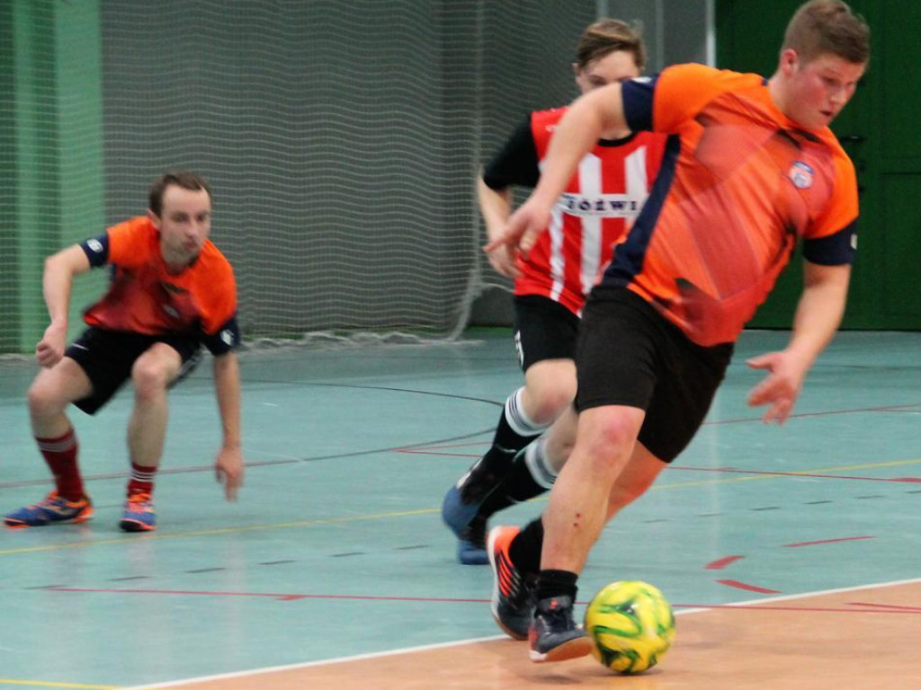 Na czele tabeli Masters i Sodkiewicz Elewacje