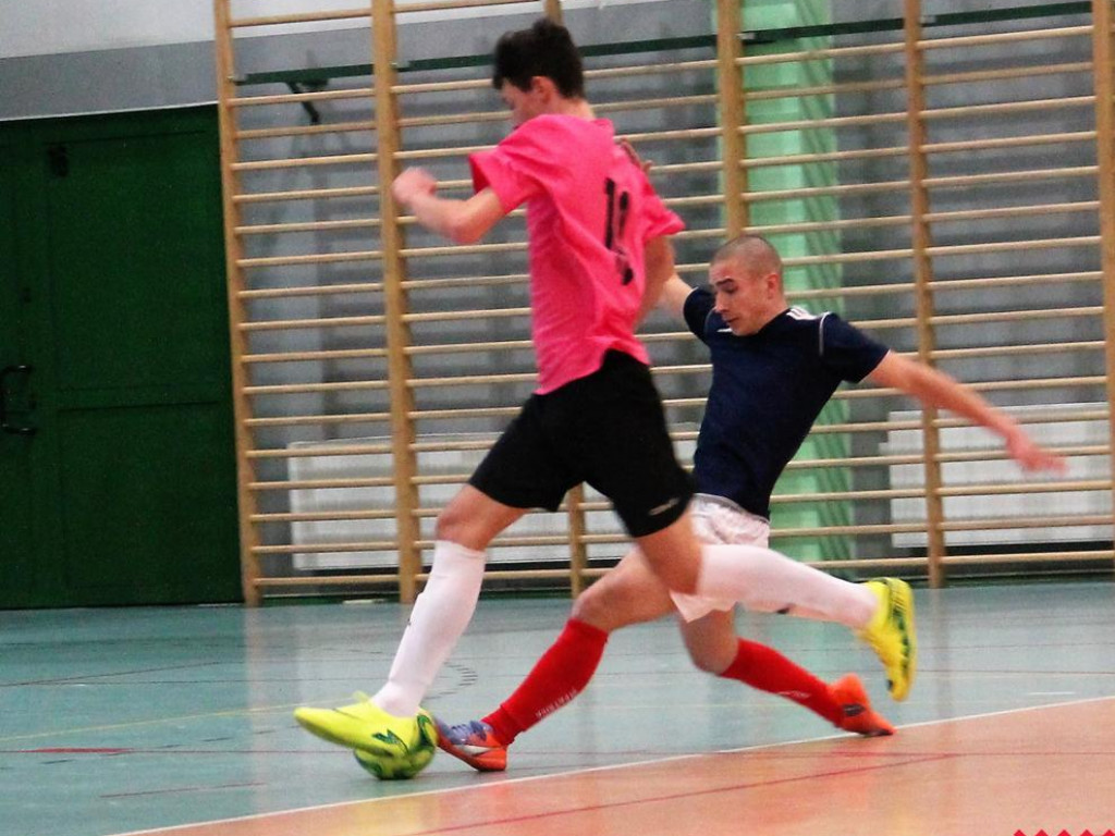 Na czele tabeli Masters i Sodkiewicz Elewacje
