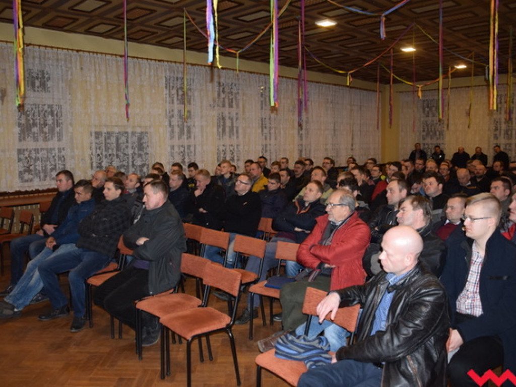 AgroUnia w Sędziwojewie. Tłumy na spotkaniu z Michałem Kołodziejczakiem