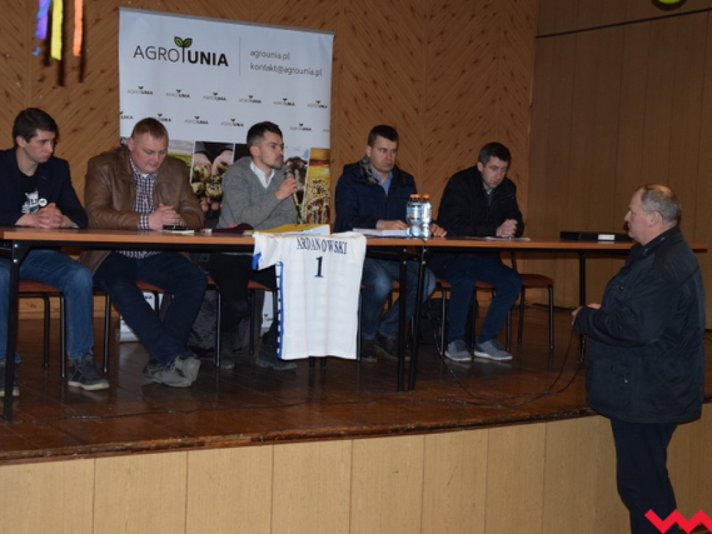 AgroUnia w Sędziwojewie. Tłumy na spotkaniu z Michałem Kołodziejczakiem