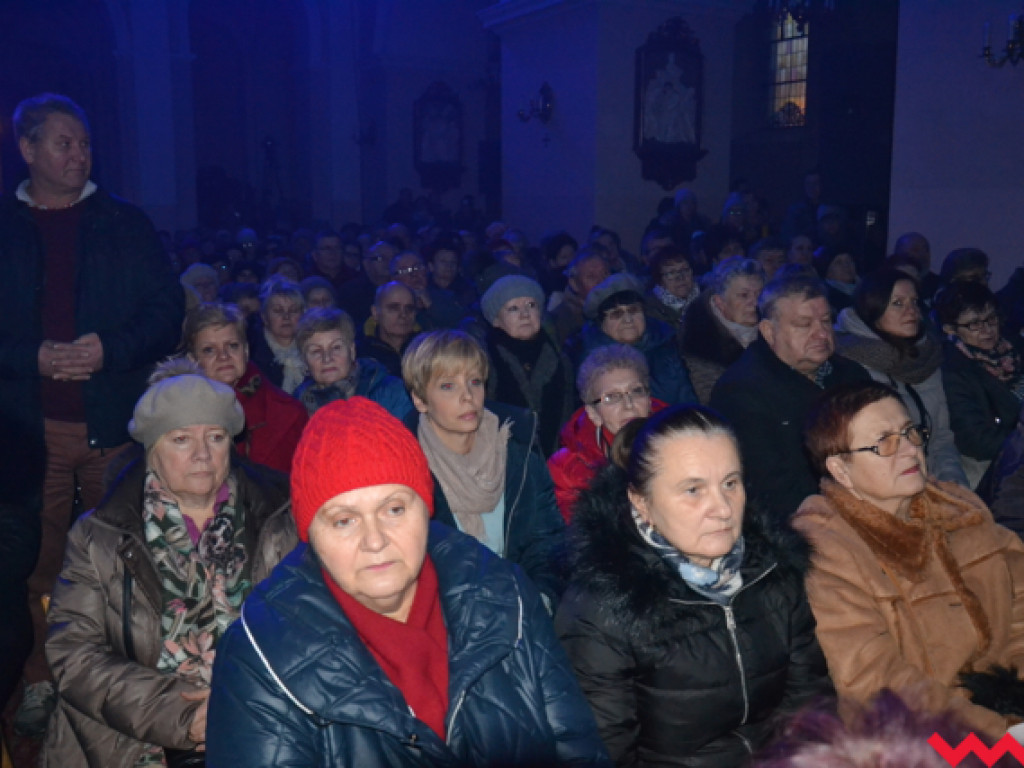 Koncertowy prezent w farze. Natalia Kukulska przywróciła święta