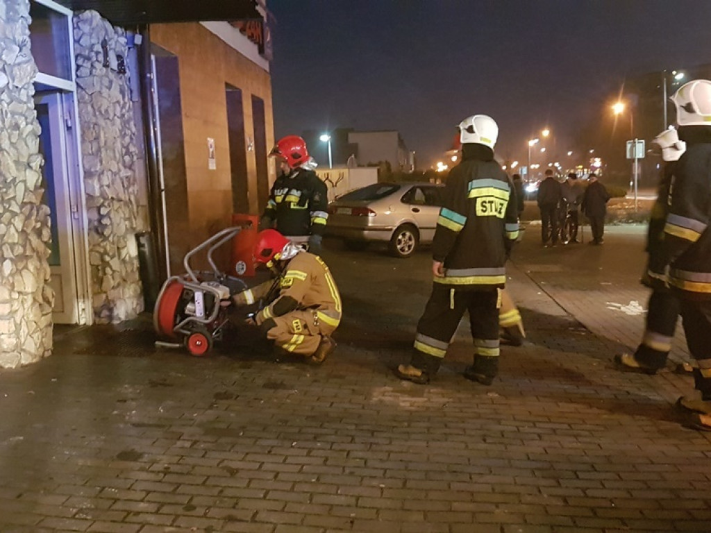 Pożar instalacji elektrycznej w centrum Wrześni. Na szczęście bez ofiar