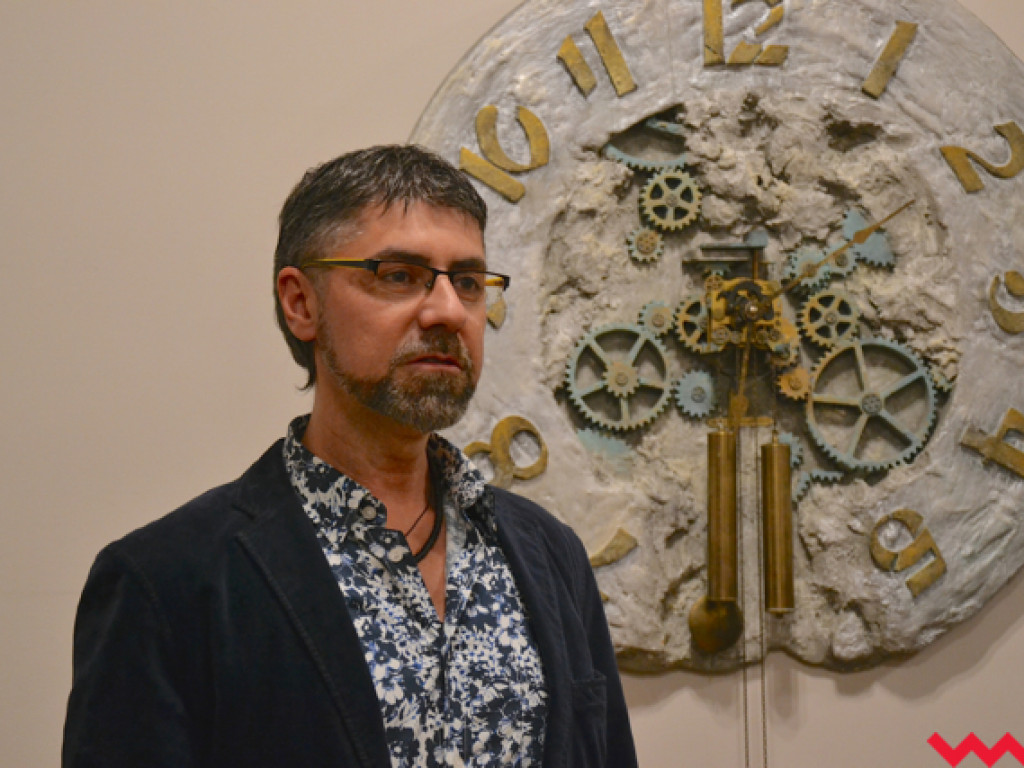Falliczne czołgi, potworne Teletubisie. Mocna, prowokacyjna sztuka we wrzesińskim muzeum