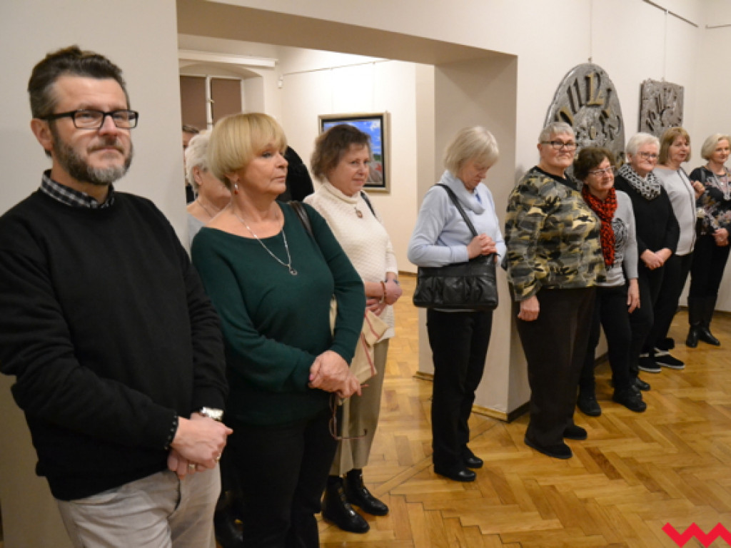 Falliczne czołgi, potworne Teletubisie. Mocna, prowokacyjna sztuka we wrzesińskim muzeum