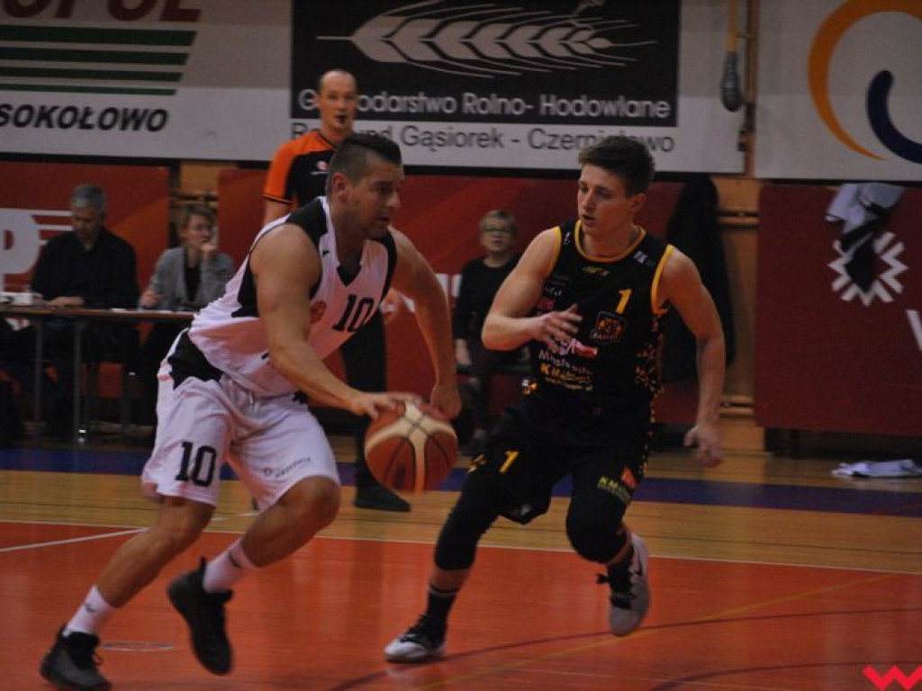 Wicelider za mocny. Koszykarze MKS Września pokonani we własnej hali