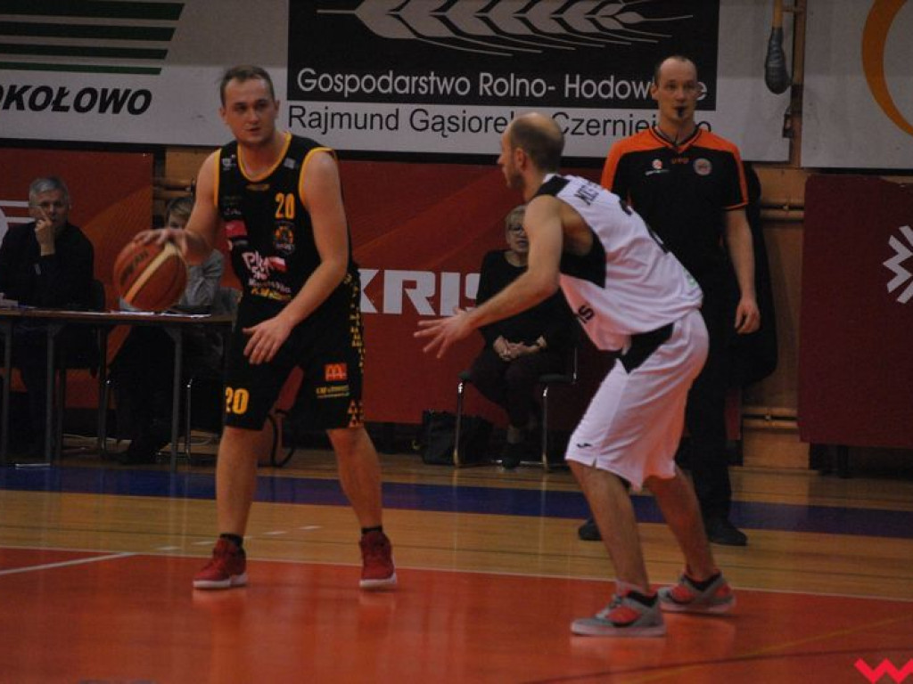 Wicelider za mocny. Koszykarze MKS Września pokonani we własnej hali