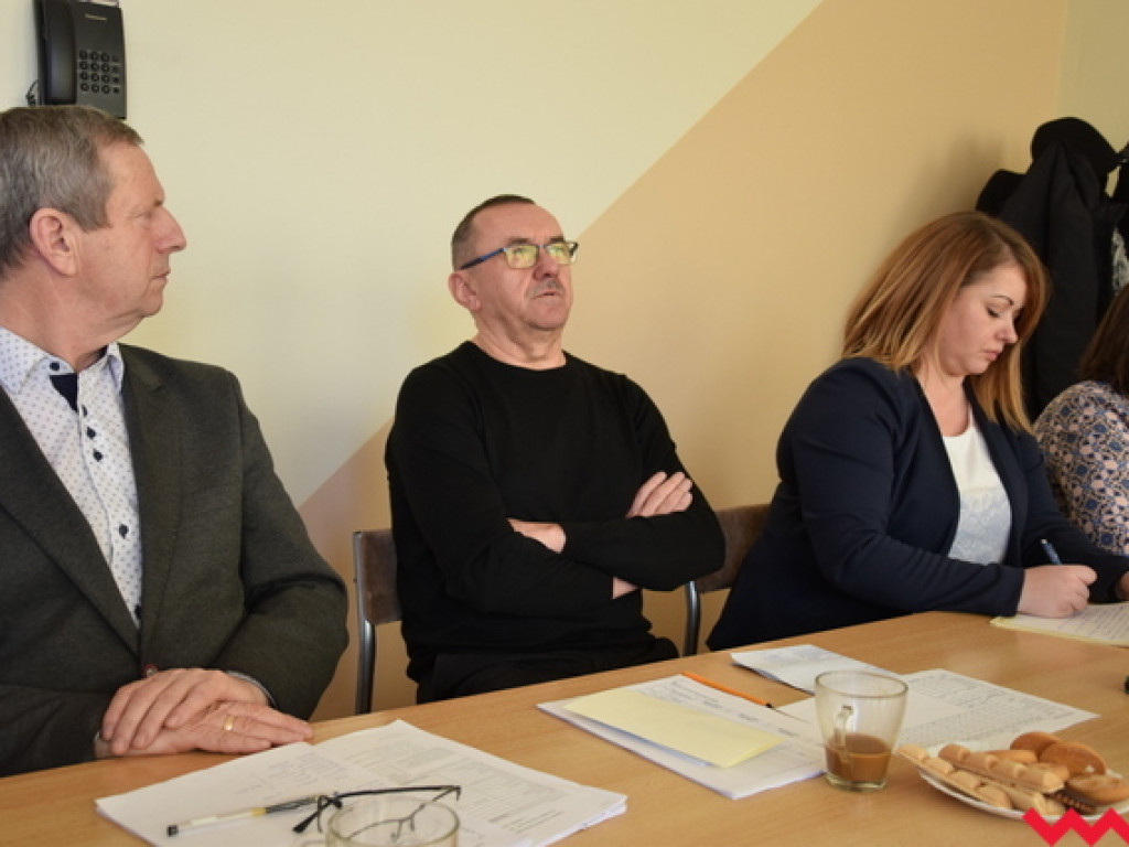 Z dużej chmury mały deszcz. Po ujawnieniu raportu o stanie oświaty w gminie Kołaczkowo