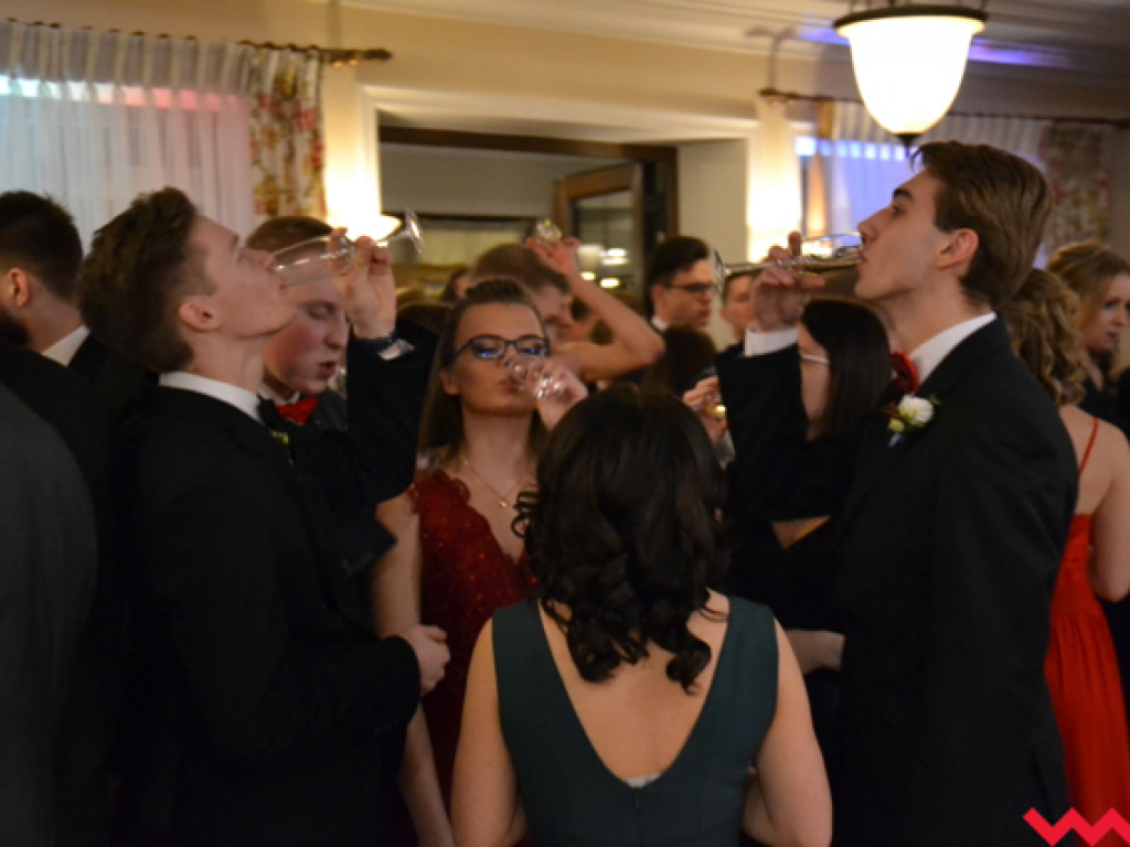 Tak się bawi ZSP! Ostatnia wrzesińska studniówka maturalnego rocznika 2019