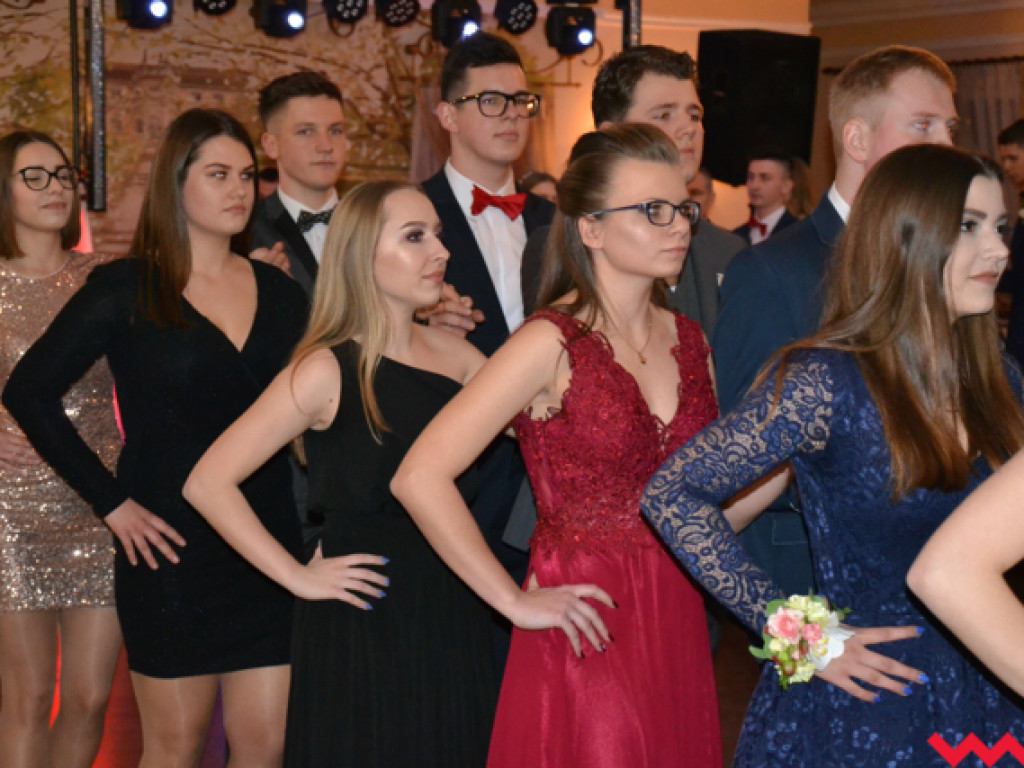 Tak się bawi ZSP! Ostatnia wrzesińska studniówka maturalnego rocznika 2019