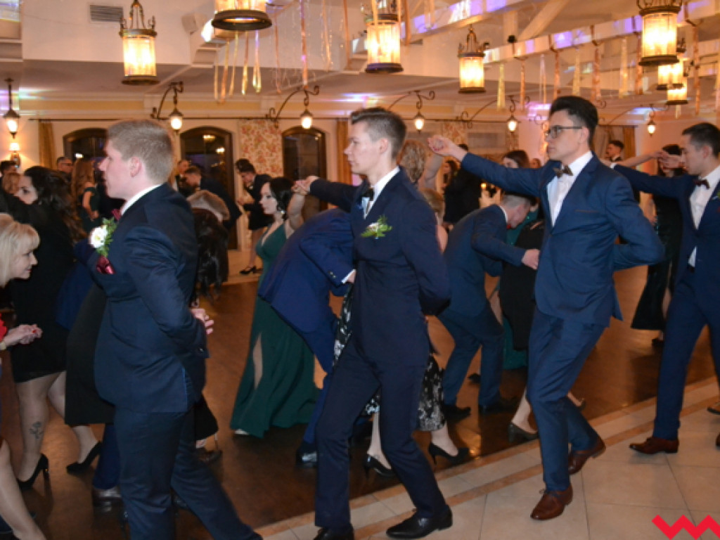 Tak się bawi ZSP! Ostatnia wrzesińska studniówka maturalnego rocznika 2019