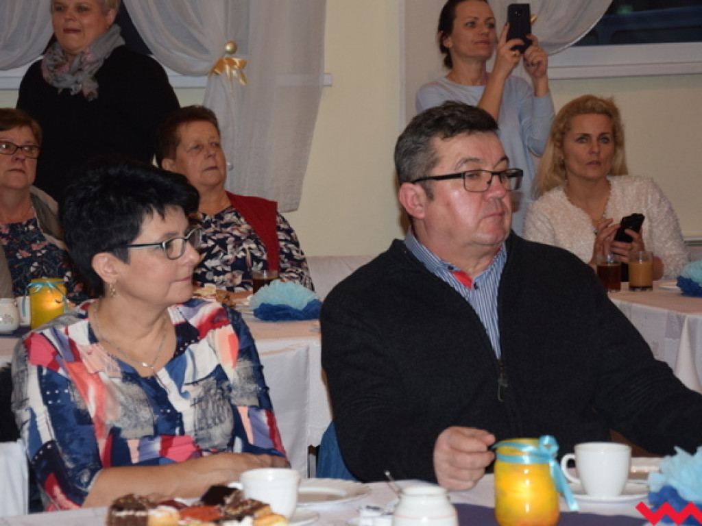 Wzruszająca impreza z okazji Dnia Babci i Dziadka we Wszemborzu
