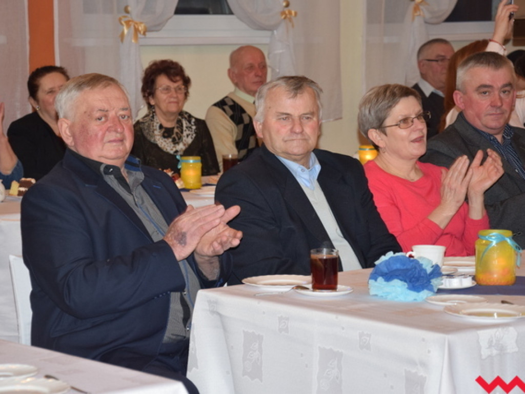 Wzruszająca impreza z okazji Dnia Babci i Dziadka we Wszemborzu