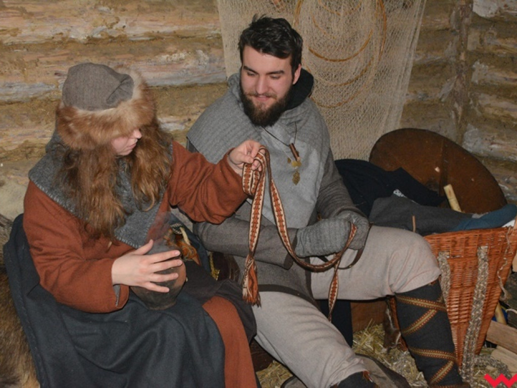 Wojowie ze Stowarzyszenia „Aurea Tempora” przetrwali zimę w Grzybowie