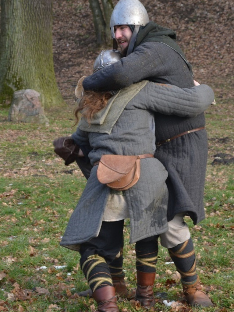 Wojowie ze Stowarzyszenia „Aurea Tempora” przetrwali zimę w Grzybowie