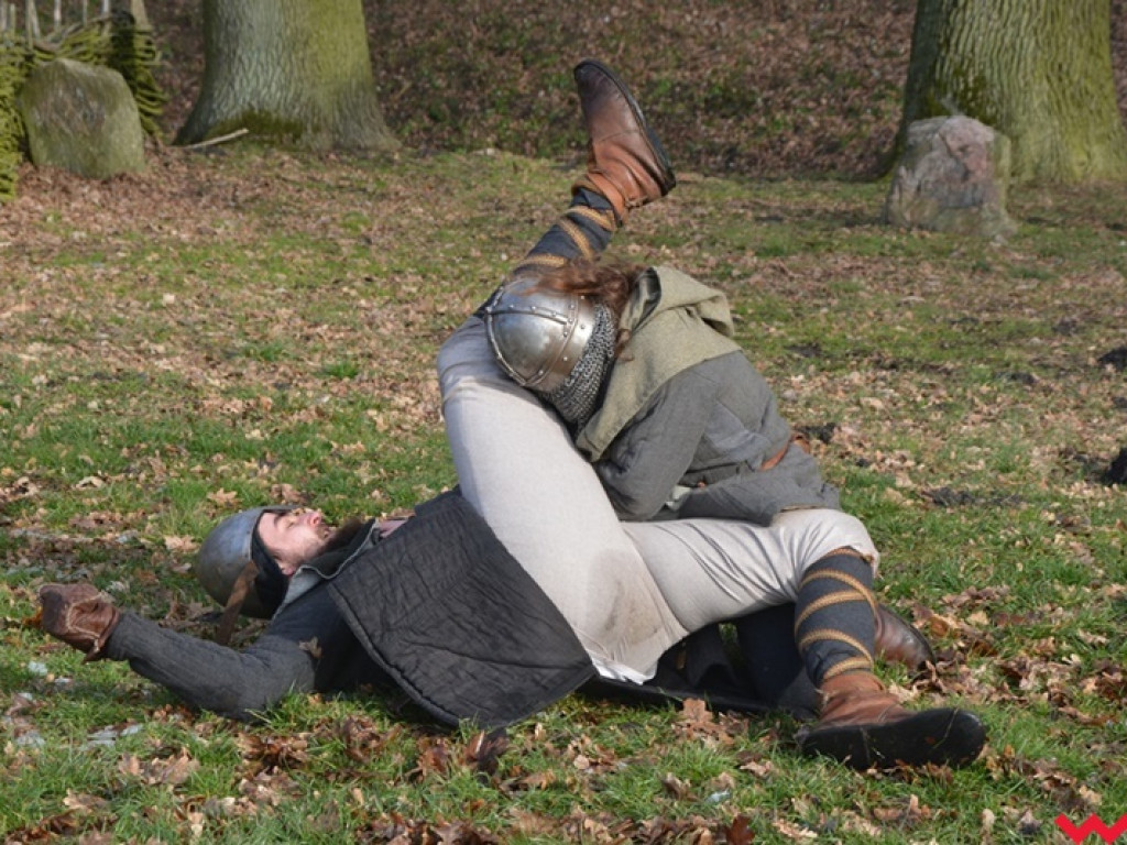 Wojowie ze Stowarzyszenia „Aurea Tempora” przetrwali zimę w Grzybowie