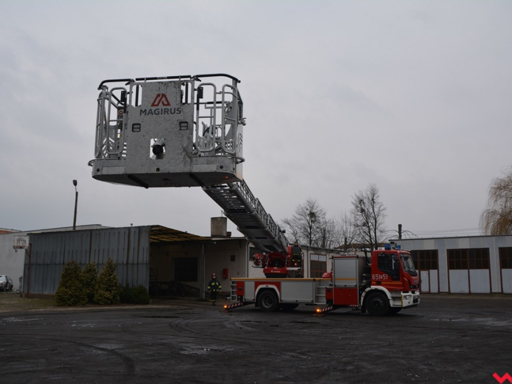 Młodzież z „szóstki” zbudowała sondę badawczą i przetestowała ją dzięki uprzejmości straży