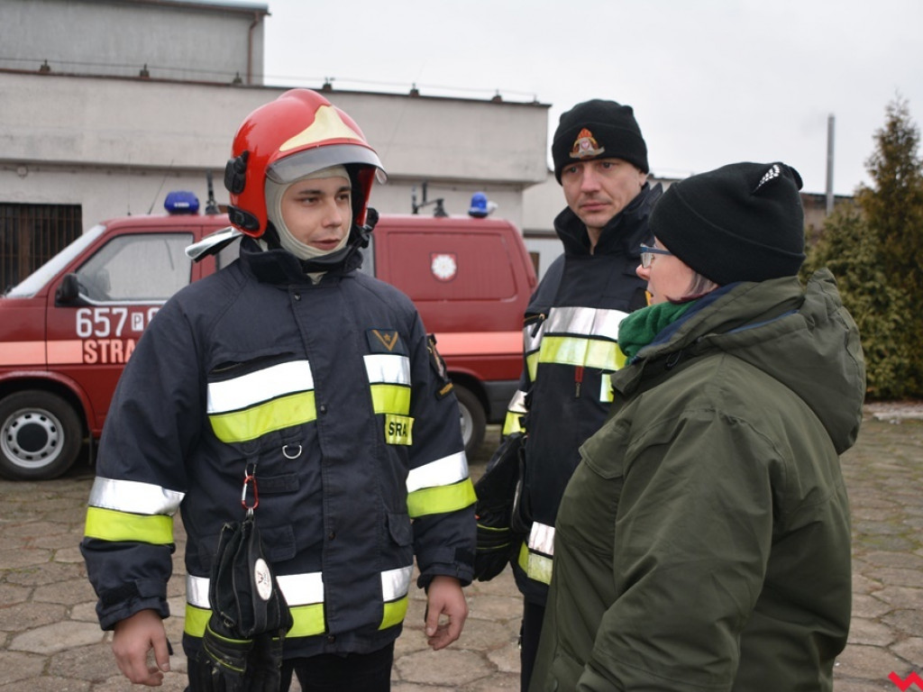 Młodzież z „szóstki” zbudowała sondę badawczą i przetestowała ją dzięki uprzejmości straży