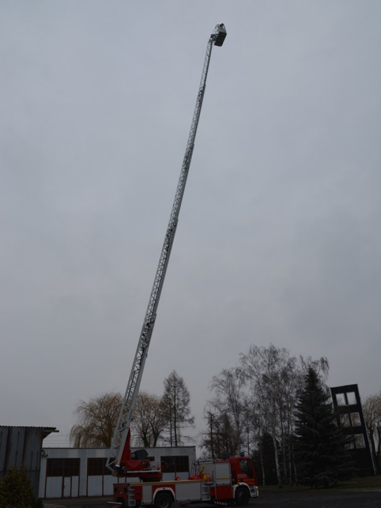 Młodzież z „szóstki” zbudowała sondę badawczą i przetestowała ją dzięki uprzejmości straży