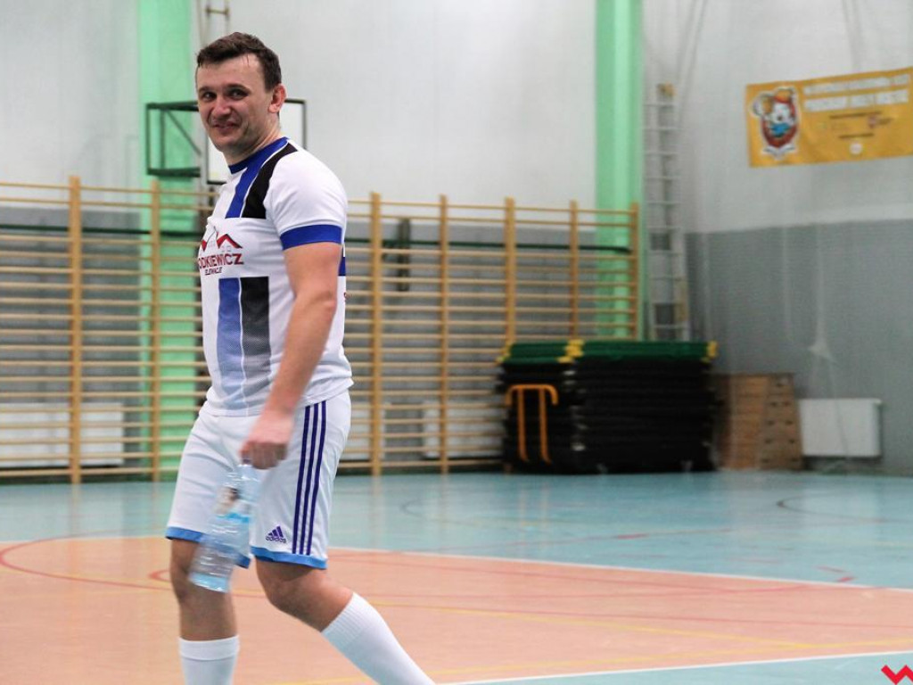 Halówka wchodzi w decydującą fazę