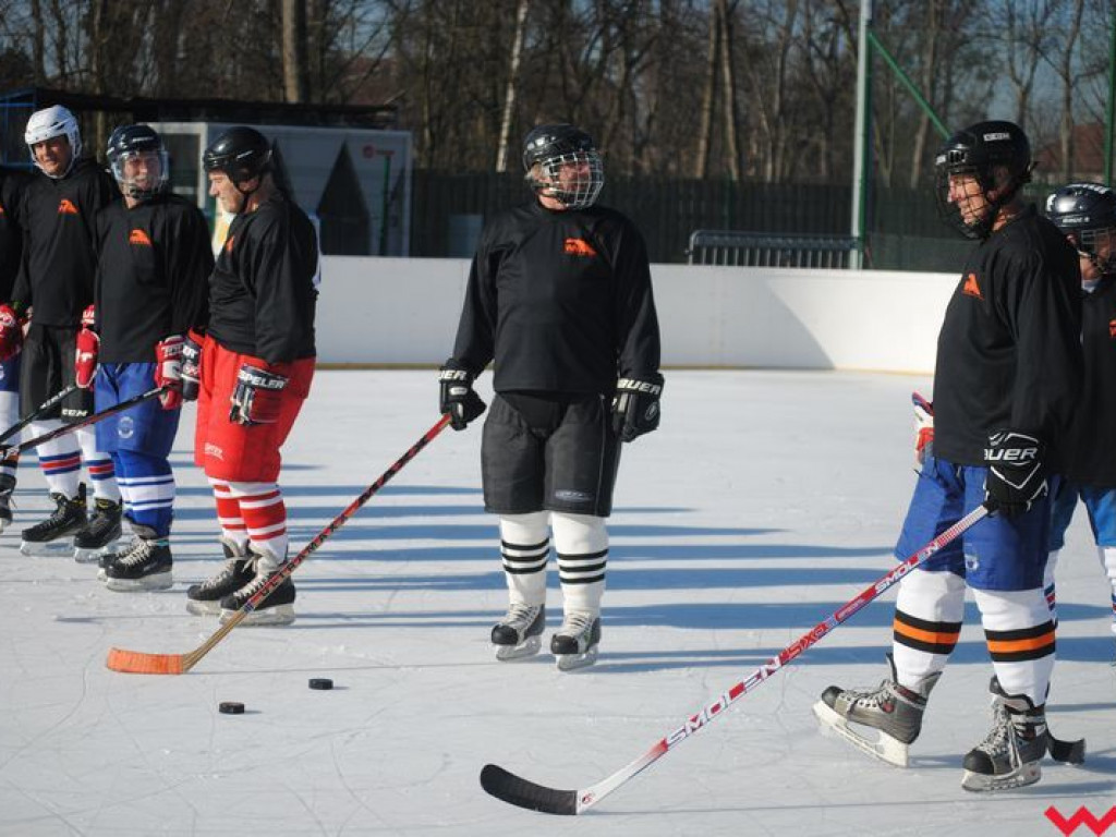 Mecz na podsumowanie pięćdziesięciu lat gry w hokeja na lodzie