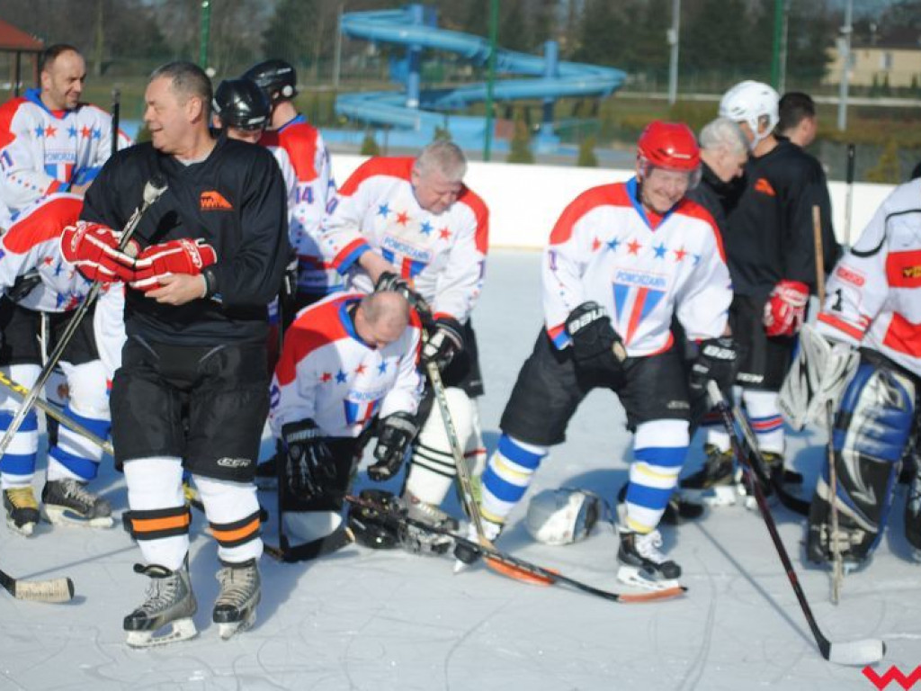 Mecz na podsumowanie pięćdziesięciu lat gry w hokeja na lodzie