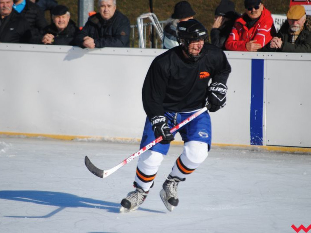 Mecz na podsumowanie pięćdziesięciu lat gry w hokeja na lodzie