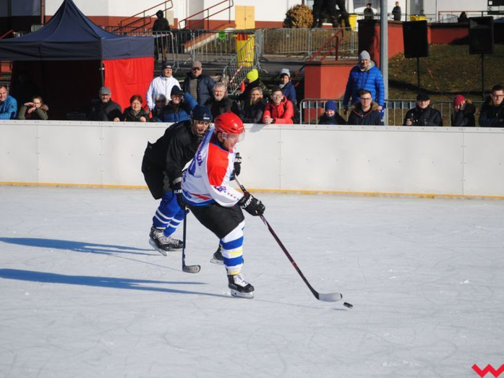 Mecz na podsumowanie pięćdziesięciu lat gry w hokeja na lodzie
