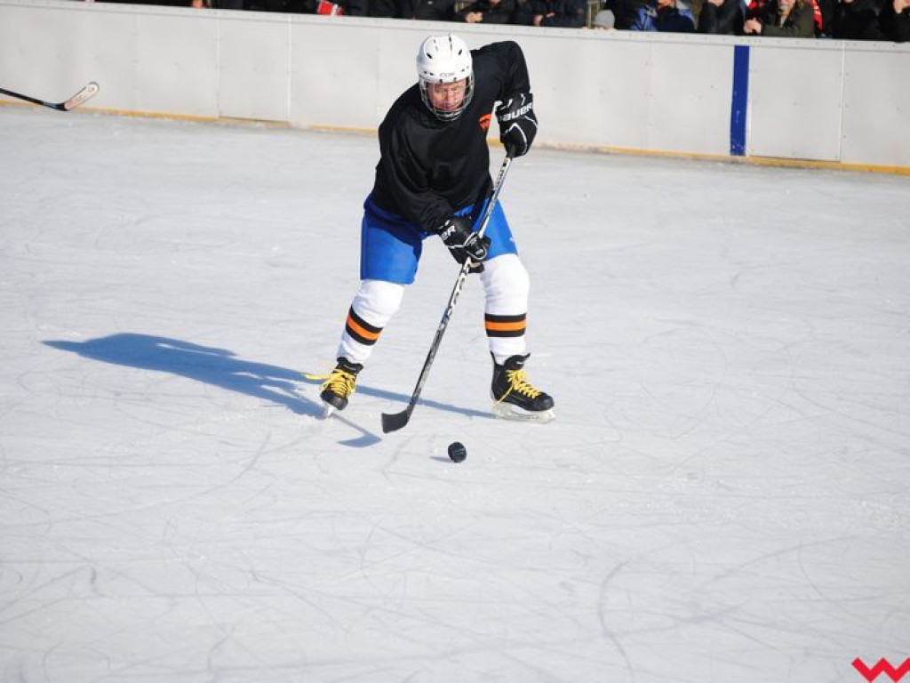 Mecz na podsumowanie pięćdziesięciu lat gry w hokeja na lodzie