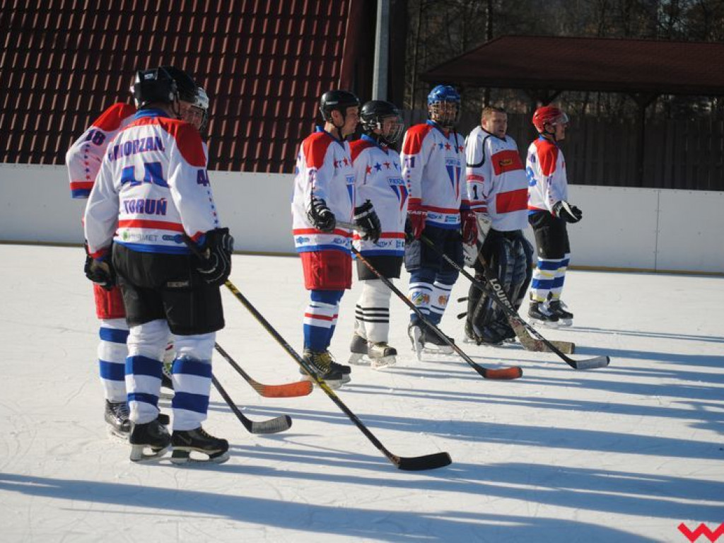 Mecz na podsumowanie pięćdziesięciu lat gry w hokeja na lodzie