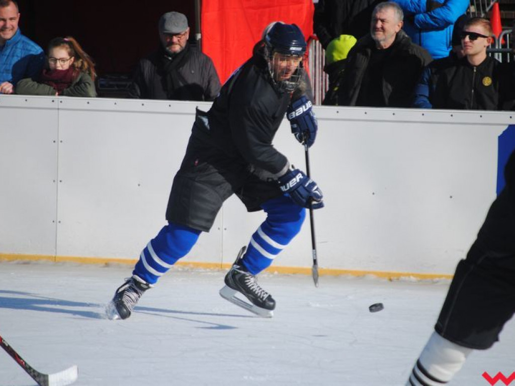 Mecz na podsumowanie pięćdziesięciu lat gry w hokeja na lodzie