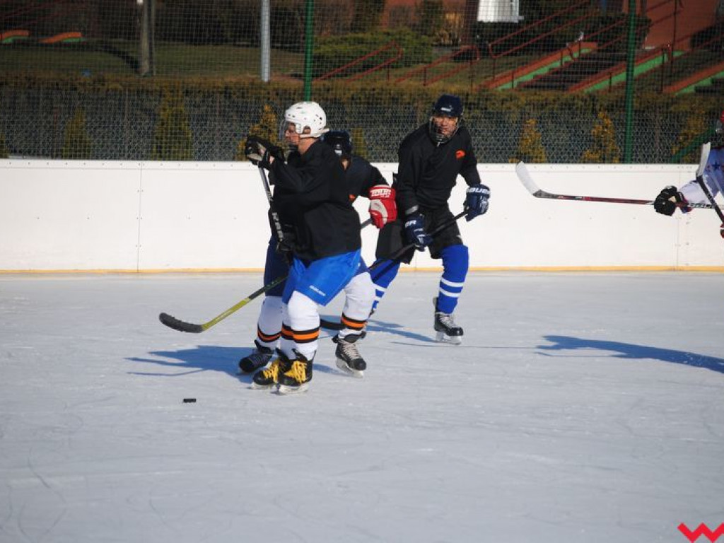 Mecz na podsumowanie pięćdziesięciu lat gry w hokeja na lodzie
