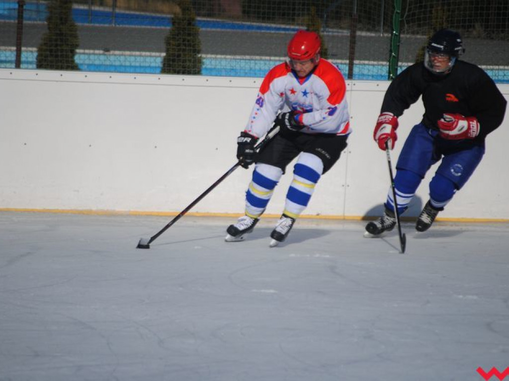 Mecz na podsumowanie pięćdziesięciu lat gry w hokeja na lodzie