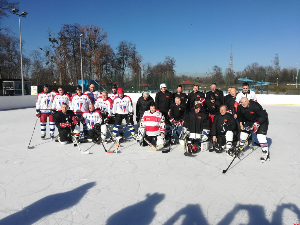 Mecz na podsumowanie pięćdziesięciu lat gry w hokeja na lodzie