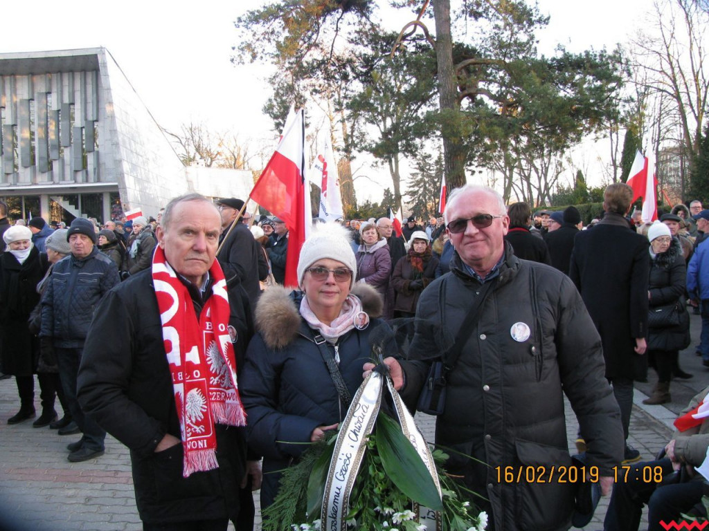 Mieszkańcy powiatu wrzesińskiego uczestniczyli w pogrzebie byłego premiera Jana Olszewskiego