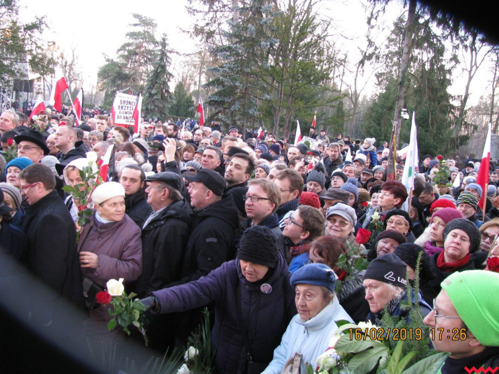 Mieszkańcy powiatu wrzesińskiego uczestniczyli w pogrzebie byłego premiera Jana Olszewskiego