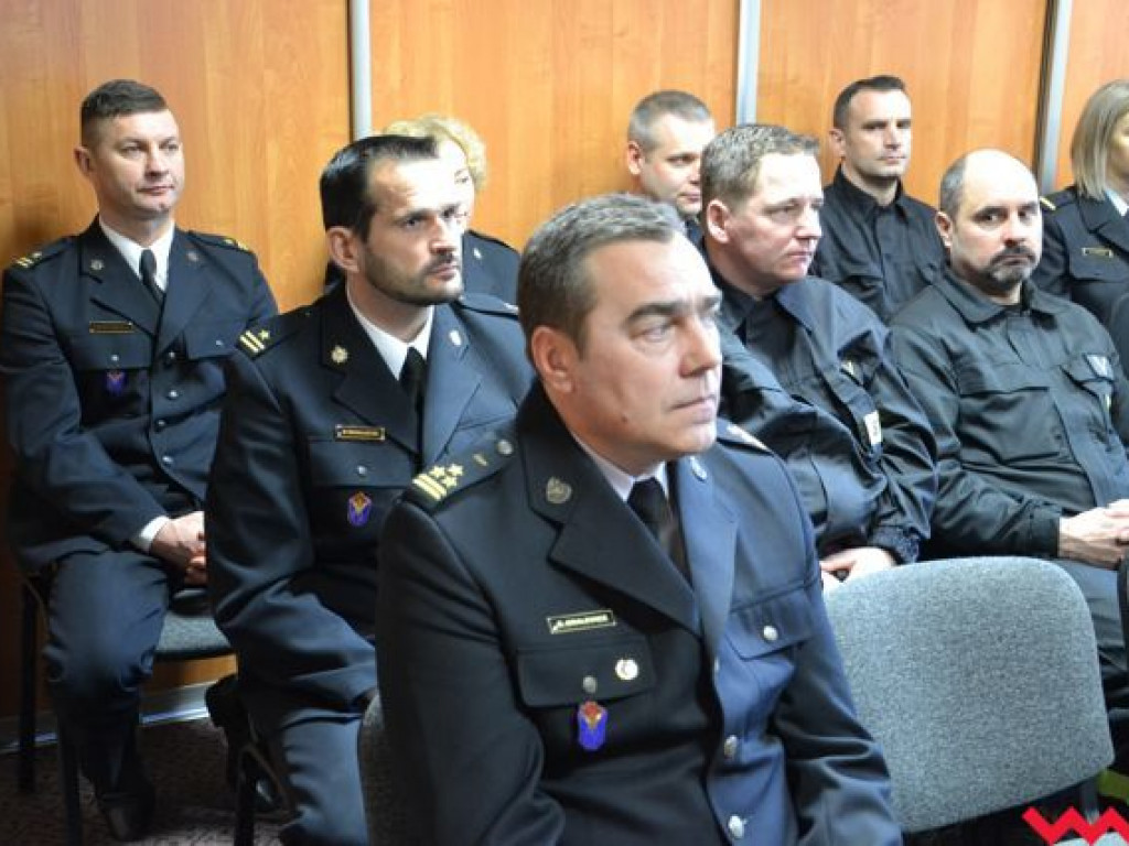 Strażacy podsumowali rok. Oficjalnie przekazano im też kluczyki do podnośnika