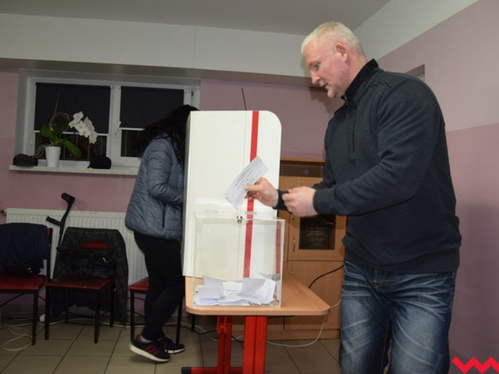Absolutne poparcie dla Małgorzaty Jakubowskiej, sołtys Grabowa Królewskiego