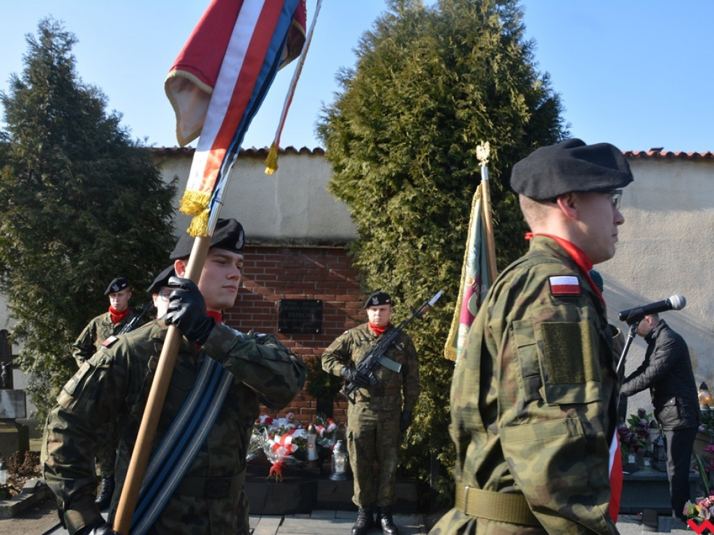 Umowa między ZSTiO a Szkołą Podoficerską Wojsk Lądowych podpisana w dzień patrona